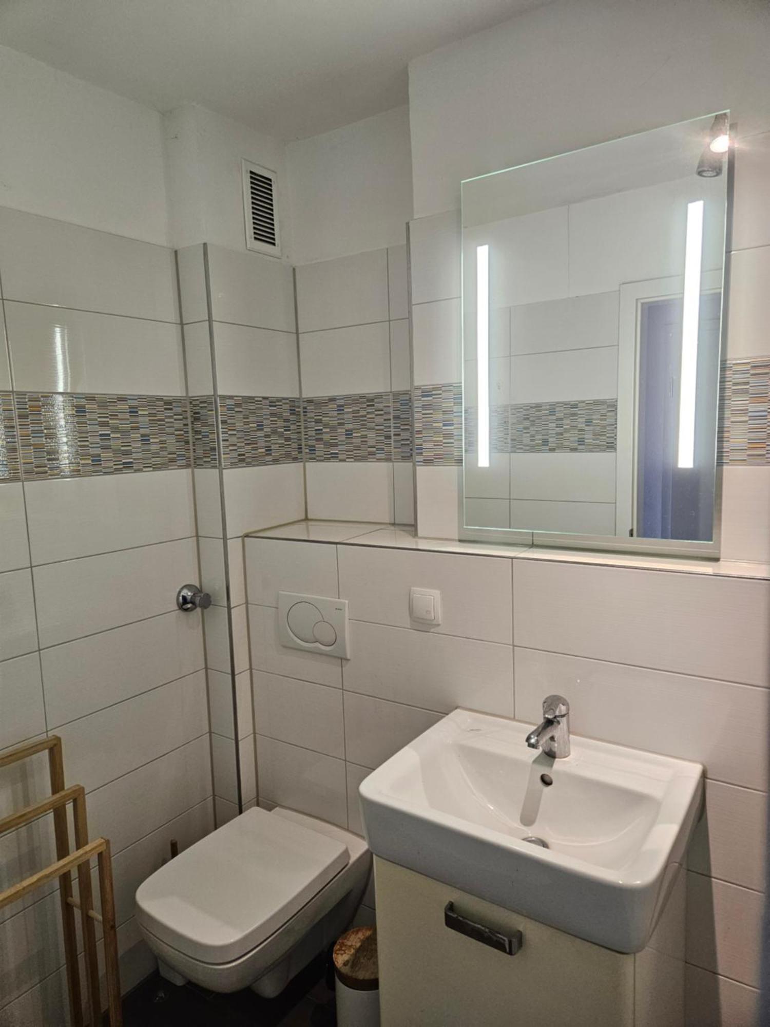 Fully Furnished Apartments Нюрнберг Екстер'єр фото
